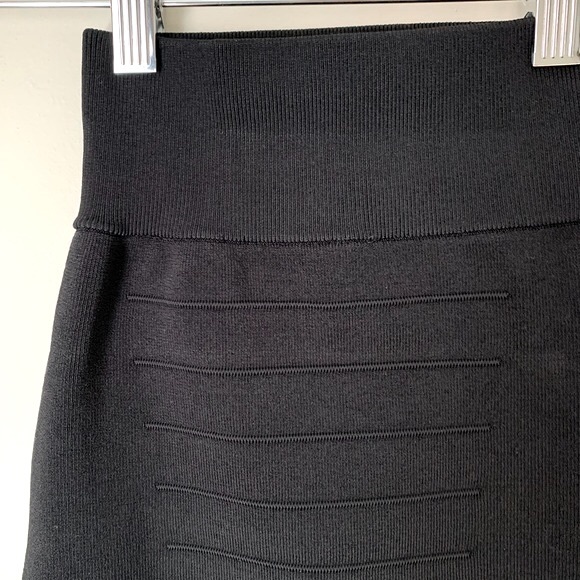 Guess by Marciano size XXS bandage skirt - Picture 5 of 11